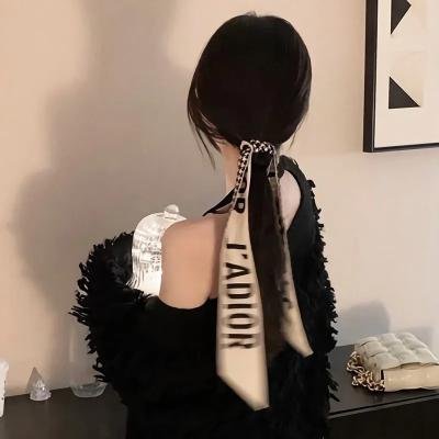 哈桑·明哈杰:国王的小丑